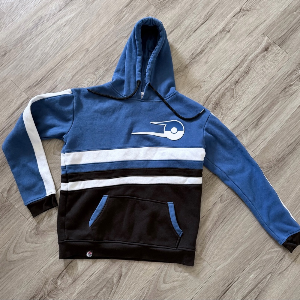 Pokémon center hoody